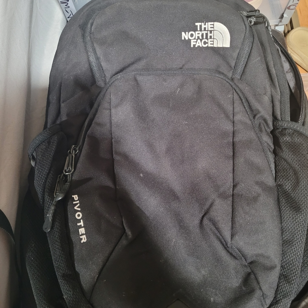 The North Face Pivoter Backpack